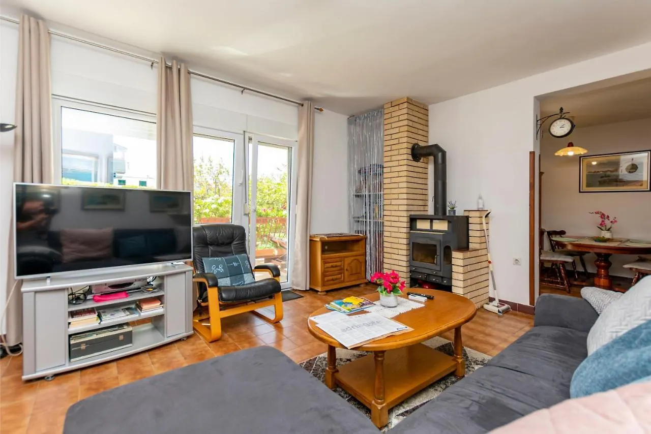 Apartment Tonia Kastela